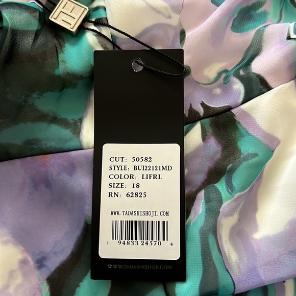 TADASHI SHOJI ARLENE CUTOUT HALTER FLORAL MIDI DRESS - Picture 15 of 16